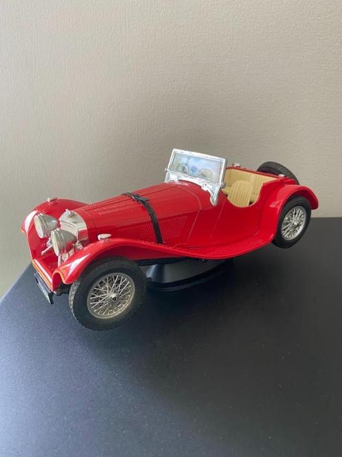 Burago 1/18 - Retro Jaguar SS100 1937 Felrode Schaalmodel, Hobby en Vrije tijd, Modelauto's | 1:18, Zo goed als nieuw, Auto, Burago
