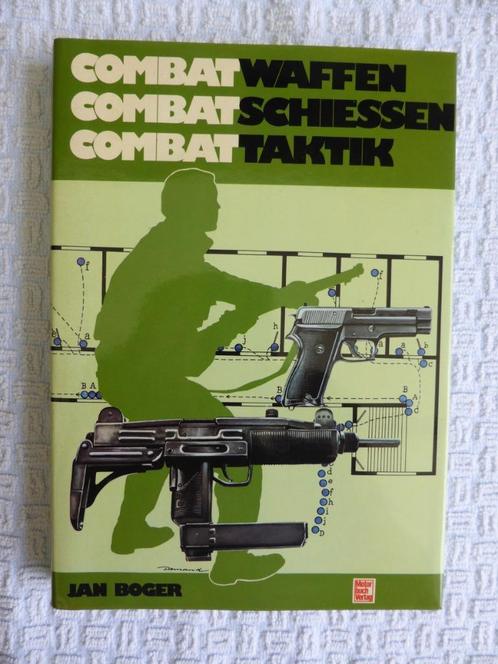 Boek over vuurwapens (W9), Boeken, Oorlog en Militair, Zo goed als nieuw, Algemeen, Niet van toepassing, Ophalen of Verzenden