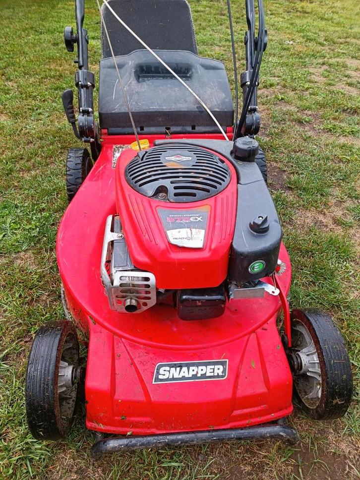 Gezocht Tuinmachines mogen kapot zijn, Tuin en Terras, Grasmaaiers, Zo goed als nieuw, Ophalen