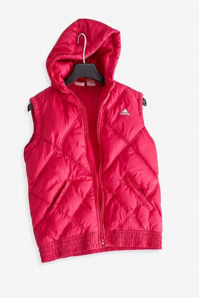 Adidas gewatteerde bodywarmer met capuchon maat S, Kleding | Dames, Bodywarmers, Zo goed als nieuw, Maat 36 (S), Rood, Ophalen of Verzenden