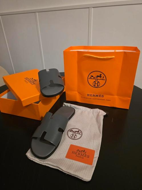 Hermes Izmir Nardo Grey, Kleding | Heren, Schoenen, Nieuw, Slippers, Ophalen of Verzenden