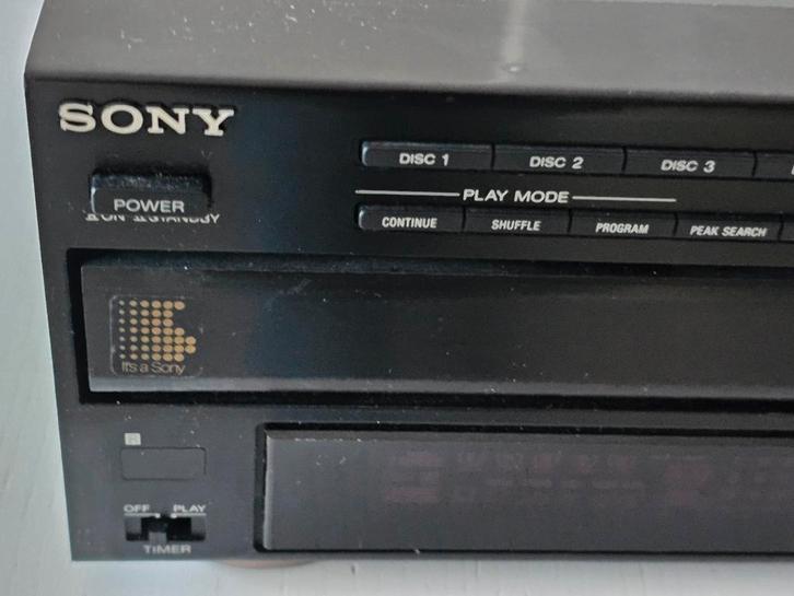 SONY

Sony MODEL NO. CDP-C315M

COMPACT DISC PLAYER, Audio, Tv en Foto, Cd-spelers, Zo goed als nieuw, Sony, Ophalen of Verzenden