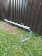 aluminium balkdrager of panlatten voor dakwerk kraan, Ophalen