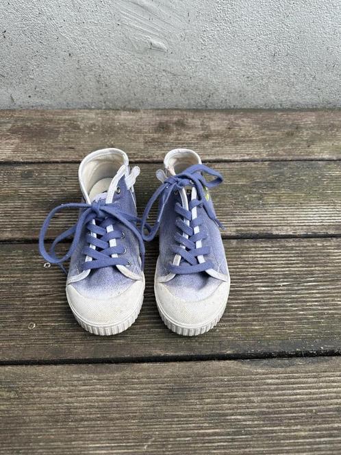 Basket enfant Spring Court x Bonton pointure 31, Kinderen en Baby's, Kinderkleding | Schoenen en Sokken, Zo goed als nieuw, Sportschoenen