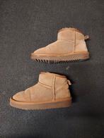 Bottes basses fourrées taille 33, Enlèvement, Utilisé