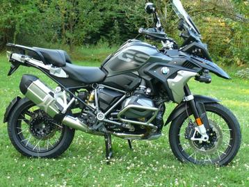 BMW R 1250 GS TRIPLE BLACK FULL OPTION **4.319 KM** beschikbaar voor biedingen