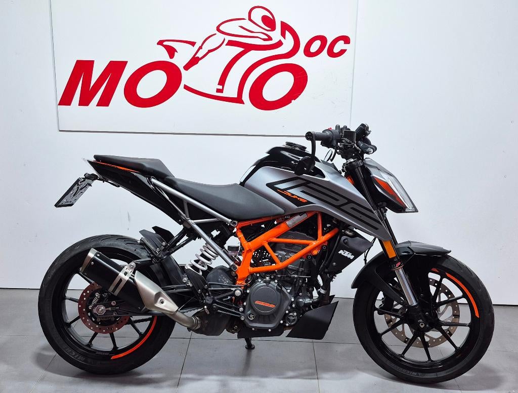 KTM DUKE 125 ***MOTODOC.BE***, Motos, Motos | KTM, Entreprise, Naked bike, jusqu'à 11 kW, 1 cylindre, Permis Moto A1 minimum, Enlèvement