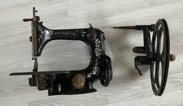 Vintage SINGER 24-7 , met aandrijving beschikbaar voor biedingen