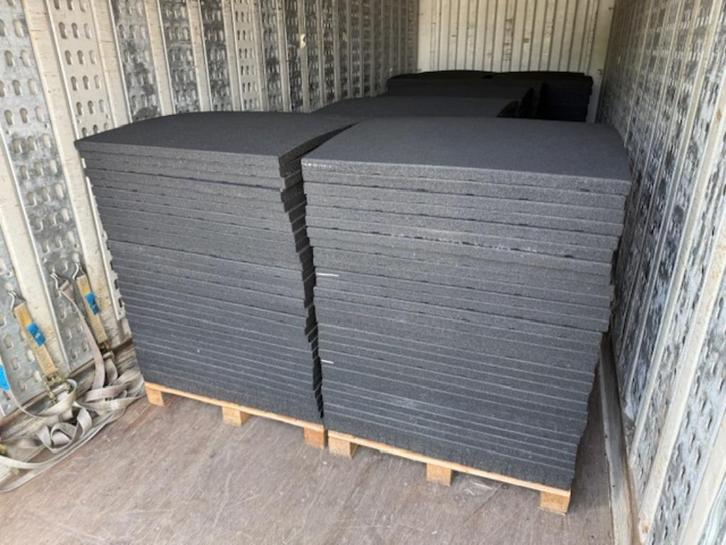 RUBBER crossfit tegels 100x100x4cm GEBRUIKT IN GOEDE STAAT, Sport en Fitness, Overige Sport en Fitness, Gebruikt, Ophalen of Verzenden