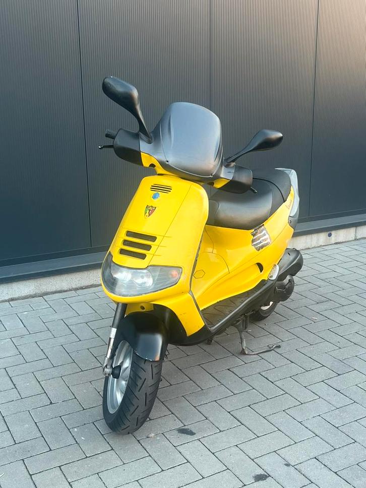 Skipper lx 125cc 2takt IN ONDERDELEN, Fietsen en Brommers, Brommeronderdelen | Scooters, Zo goed als nieuw, Ophalen