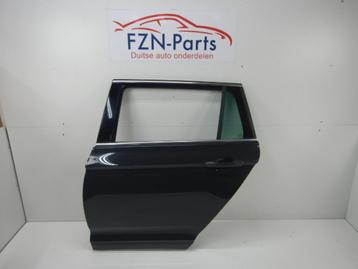 VW Passat B8 Variant Portier Links-achter LI7F Grijs