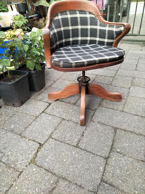 Prachtige industriële eiken  draaistoel buro stoel, Antiek en Kunst, Antiek | Meubels | Stoelen en Sofa's, Ophalen