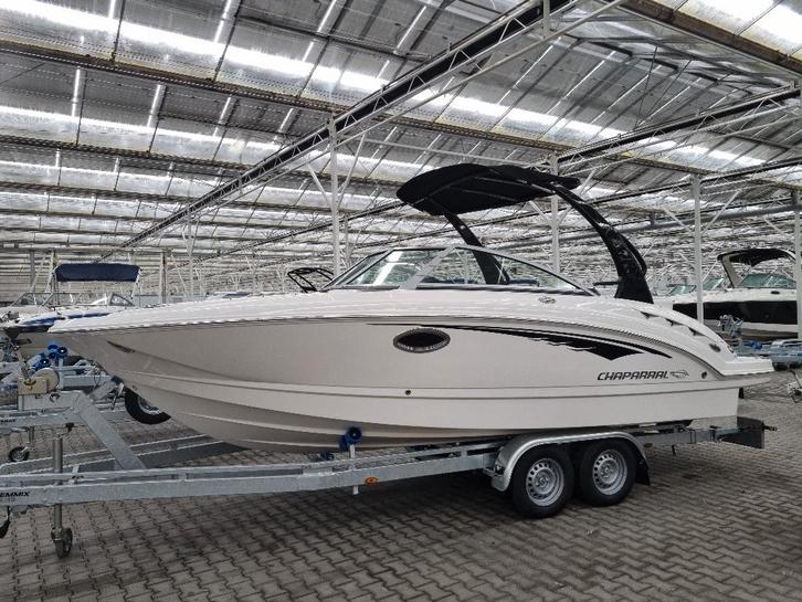 Chaparral 224 Sunesta 2015 Mercruiser 350MAG MPI 300PK Duopr, Sports nautiques & Bateaux, Speedboat, Comme neuf, 6 mètres ou plus