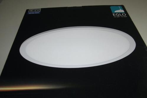 Nieuwe led plafondlamp Eglo dimbaar doorsnede 45 cm, Huis en Inrichting, Lampen | Plafondlampen, Nieuw, Glas, Ophalen