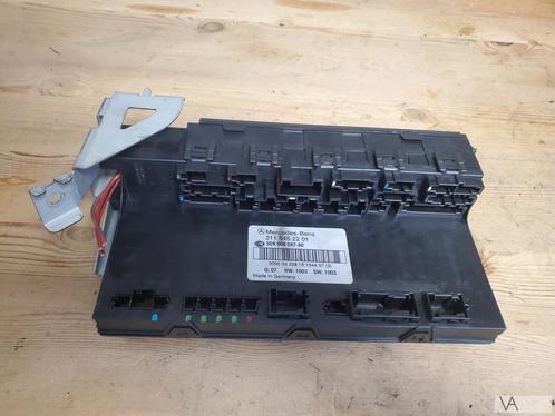 Mercedes E klasse W211 zekeringkast achter SAM a 2115452201, Auto-onderdelen, Elektronica en Kabels, Mercedes-Benz, Gebruikt, Ophalen of Verzenden
