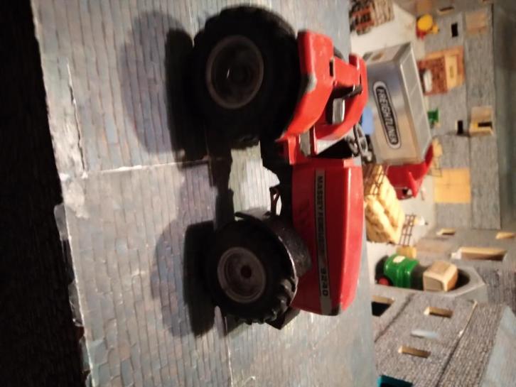 Massey Ferguson 9240 Siku, Hobby en Vrije tijd, Modelauto's | 1:32, Gebruikt, Tractor of Landbouw, SIKU, Ophalen of Verzenden