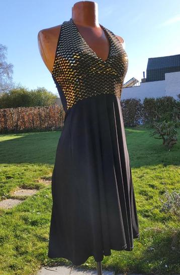 Prachtig jurkje elegant met goud mooi en super sexy one size, Kleding | Dames, Jurken, Verzenden, Zwart, Nieuw, ANDERE