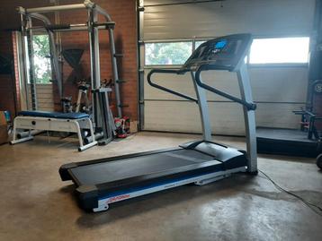 Life fitness f1 opklapbare loopband  beschikbaar voor biedingen
