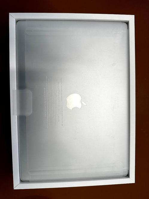 MacBook Pro 13", Computers en Software, Apple Macbooks, Zo goed als nieuw, MacBook Pro, 13 inch, 3 tot 4 Ghz, 256 GB, 8 GB, Azerty