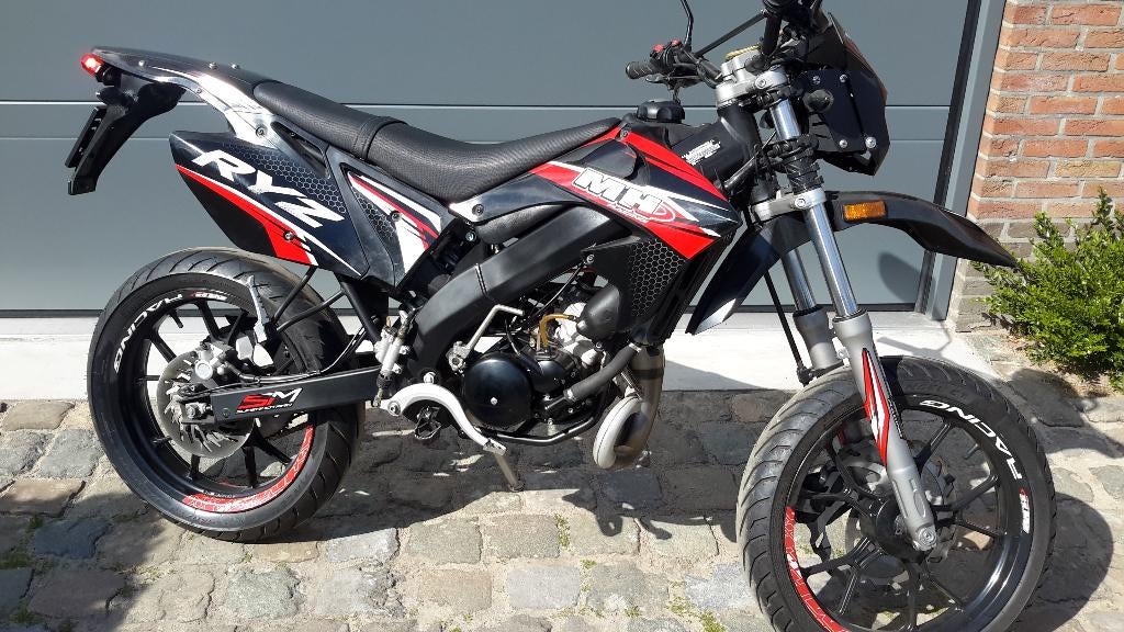 Schakelbrommer, Fietsen en Brommers, Brommers | Derbi, Ophalen, 6 versnellingen, 50 cc, Klasse B (45 km/u)