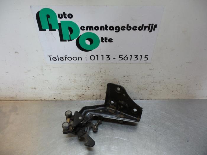 Roulette porte coulissante droite d'un Peugeot Partner (Part, Autos : Pièces & Accessoires, Carrosserie & Tôlerie, Peugeot, Utilisé