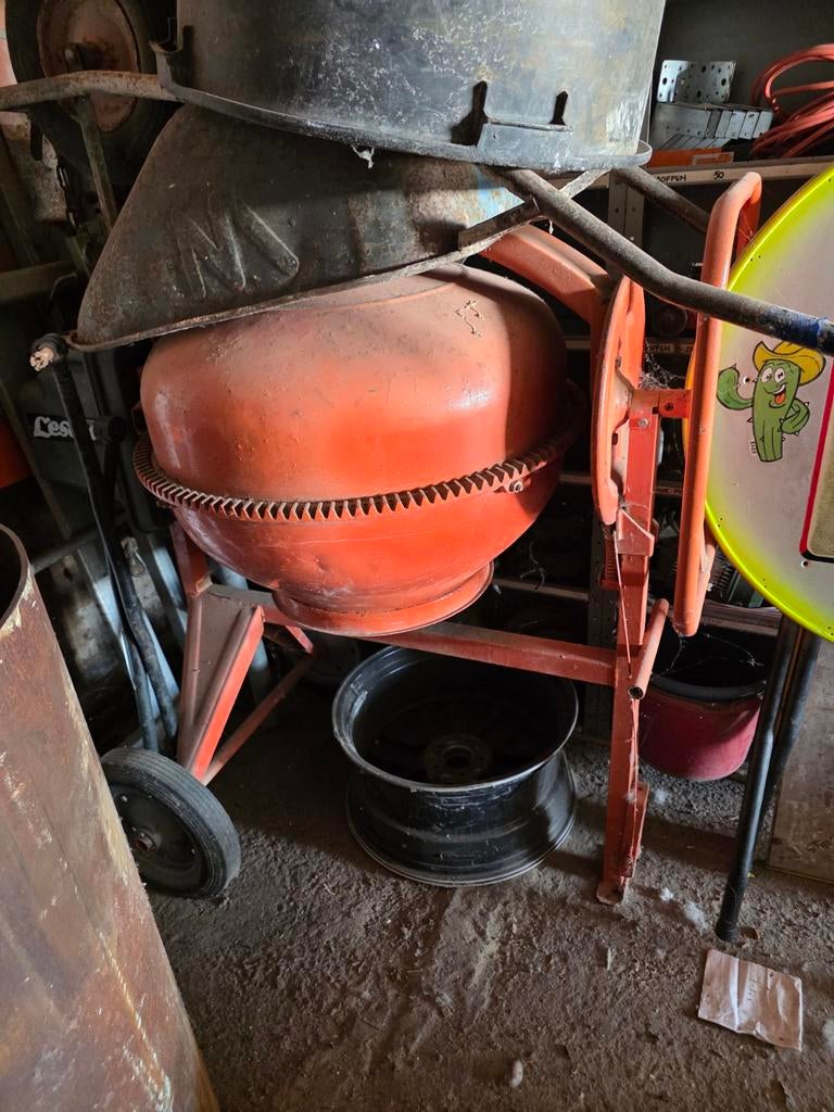 Bétonnière Lescha 180l, Bricolage & Construction, Bétonnières, Enlèvement