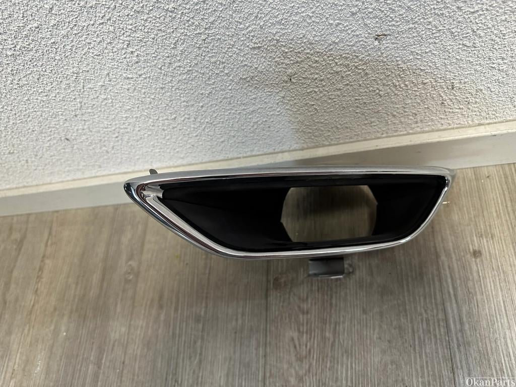 Ford Mondeo echter uitlaat sierstuk rechts DS73-17G770-SC, Gebruikt, Ford