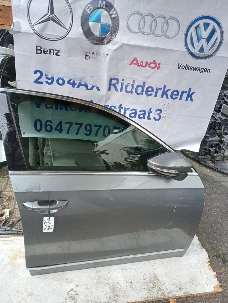 rechts-voor van een Volkswagen Passat (LH5X) zonder spiegel, Gebruikt, -, -, Voor
