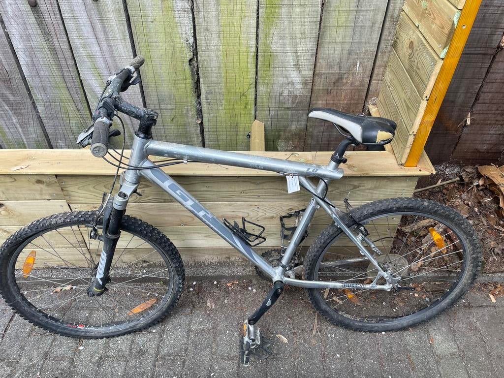 Velo homme, Enlèvement, Utilisé