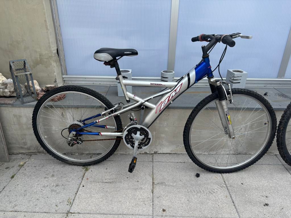 Velo vtt garçon et fille 26’ NÉGOCIABLE, Vélos & Vélomoteurs, Enlèvement ou Envoi, Comme neuf, 26 pouces