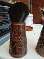 Deux cruches en cuivre avec une scène. Haut 30 cm, Enlèvement, Utilisé, Matériaux autres