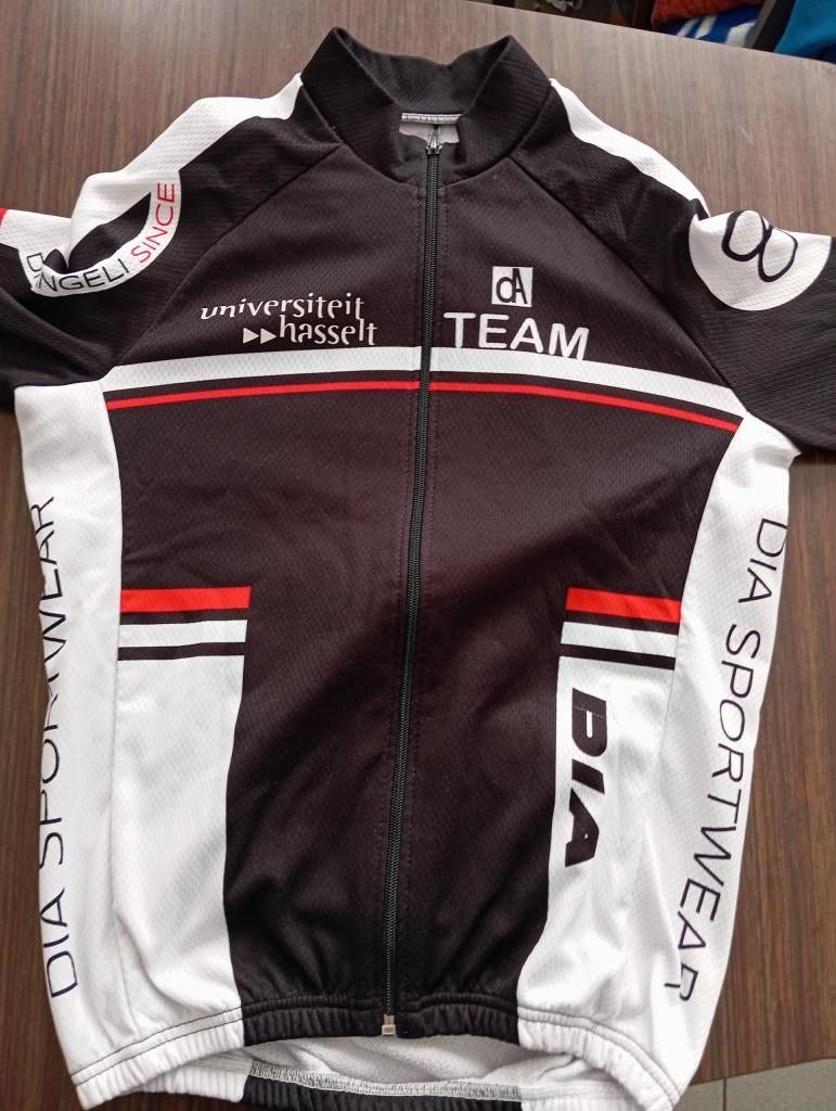 Uhasselt Jasje, Sport en Fitness, Ophalen, Gebruikt