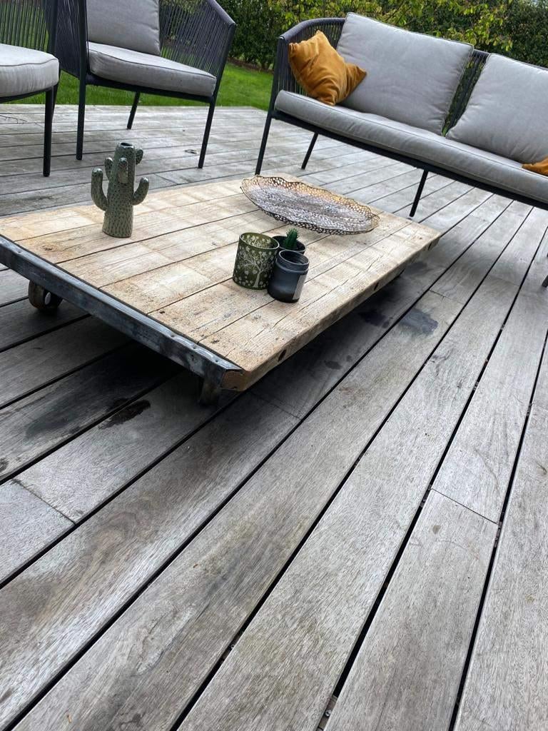 Vintage bijzettafel outdoor, Ophalen