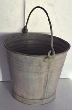 Ancien seau en zinc, Enlèvement ou Envoi
