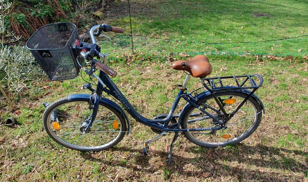Vélo Peugeot de ville et chemins, femme, Fietsen en Brommers, Fietsen | Dames | Damesfietsen, Versnellingen, Ophalen