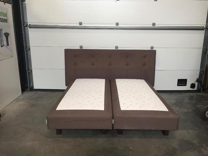 (80) Boxspring bed 180x200 met hoofdeinde voor aan muur, Maison & Meubles, Chambre à coucher | Lits boxsprings, Comme neuf, 90 cm