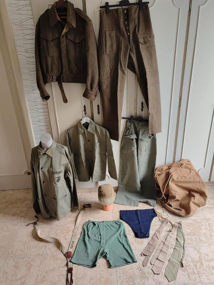 Équipement UNIQUE DU GROUPE DE COFFRE DE LA SECONDE GUERRE M, Collections, Objets militaires | Seconde Guerre mondiale, Marine