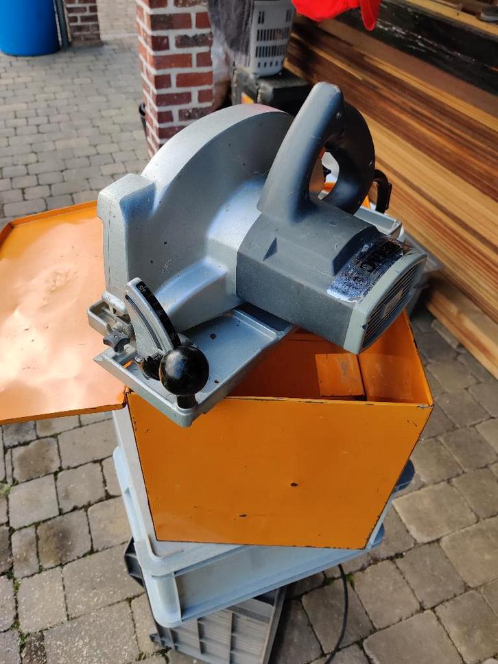 Afkortzaag Elu, Doe-het-zelf en Bouw, Gereedschap | Zaagmachines, Gebruikt, Afkortzaag, 1200 watt of meer, 70 mm of meer, Ophalen