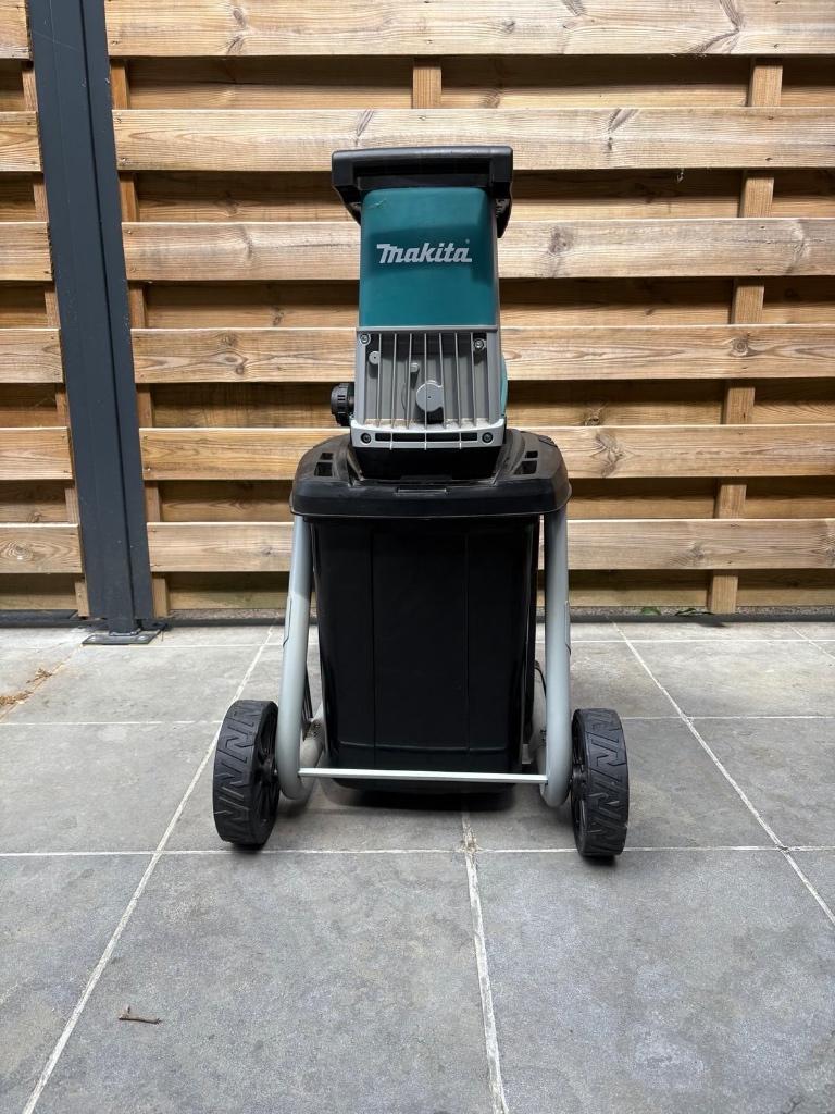 Makita hakselaar, Ophalen, Zo goed als nieuw, Elektrisch, Makita