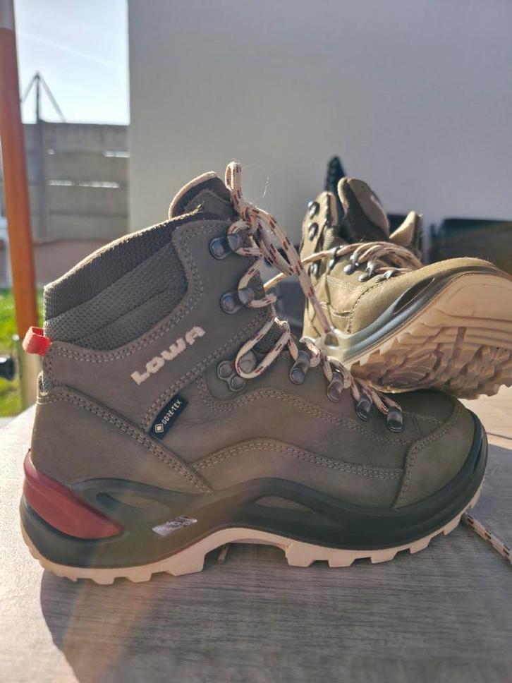 Lowa Renegade GTX Mid Dames Maat 37.5 - Topstaat!, Sport en Fitness, Bergsport en Wandelen, Zo goed als nieuw, Schoenen, Ophalen of Verzenden