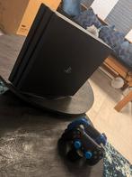 Ps4 Pro + 2 controllers, Games en Spelcomputers, Ophalen, Gebruikt, Met 2 controllers, 1 TB