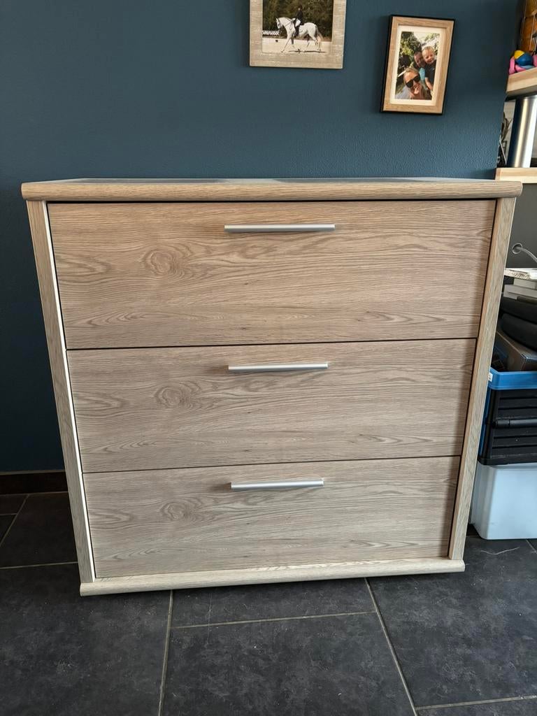 Commode 3 tiroirs, 3 ou 4 tiroirs, 25 à 50 cm, 100 à 150 cm, Enlèvement