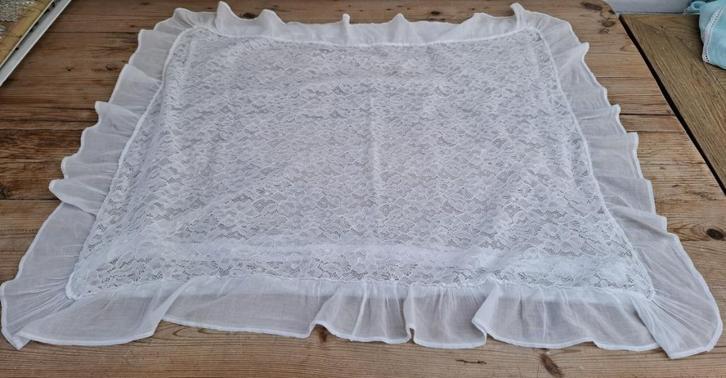 2 Grote brocante sier kussenslopen met kant, Ophalen of Verzenden