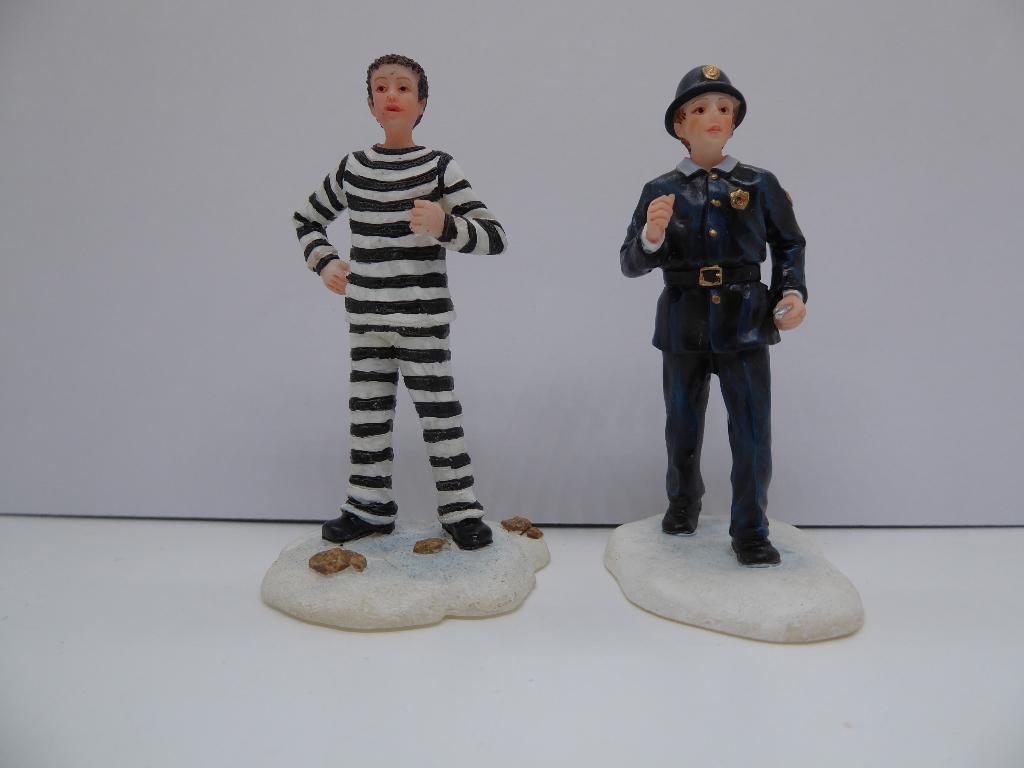 Luville Item policeman wiliam enfield with prisoner, Diversen, Kerst, Ophalen of Verzenden, Nieuw