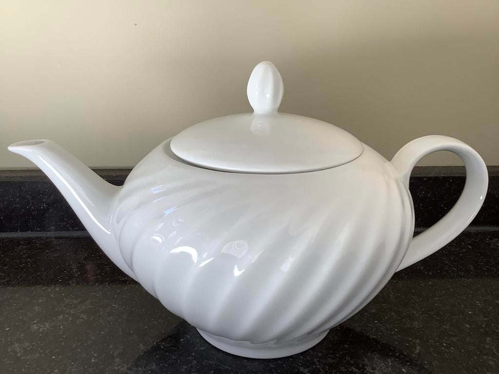 Theepot merk Eschenbach Bavaria-Germany. Inhoud 1 liter., Enlèvement ou Envoi