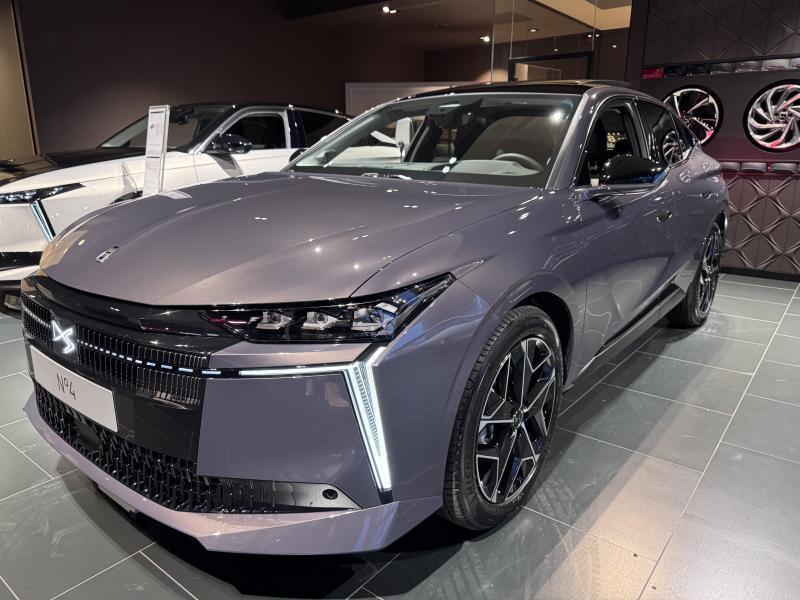 DS Automobiles DS 4 N4  / Etoile/ Hybrid, Auto's, Euro 6, 136 pk, 5 deurs, Hybride Elektrisch/Benzine