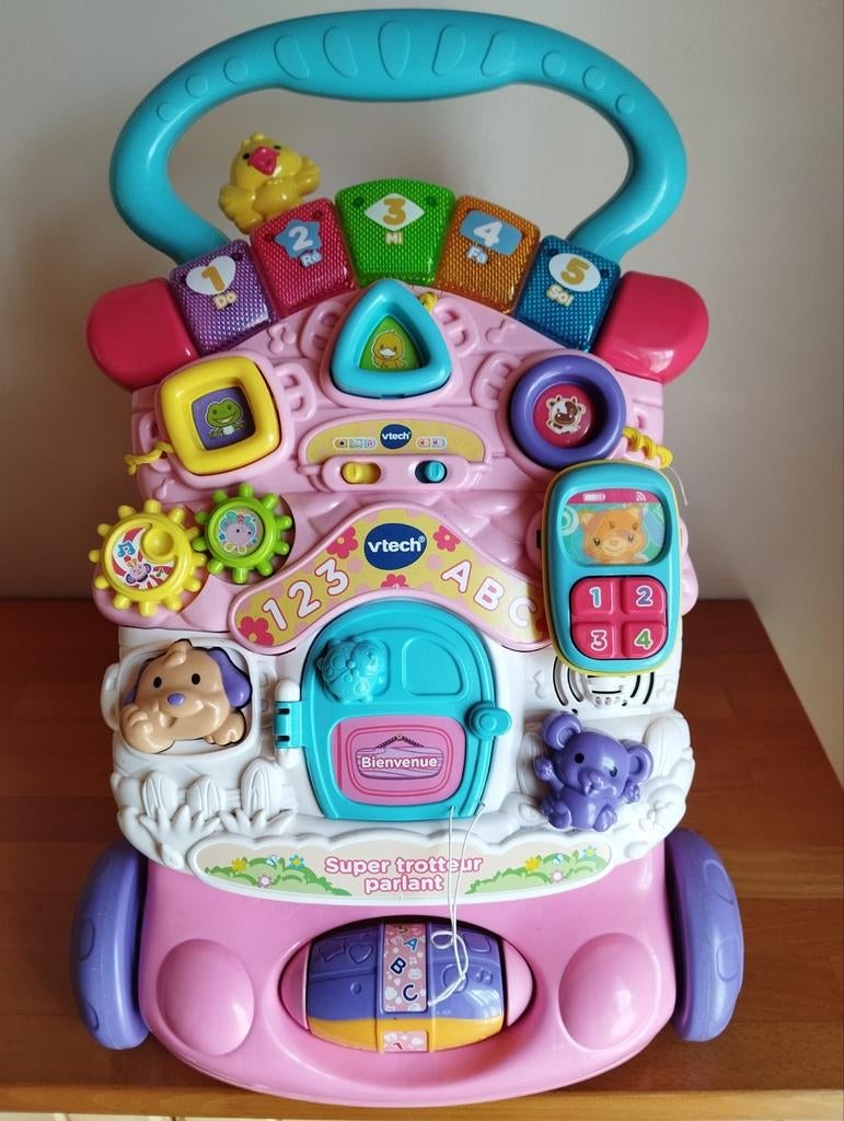 Vtech. Super trotteur parlant musical rose, Enfants & Bébés, Enlèvement