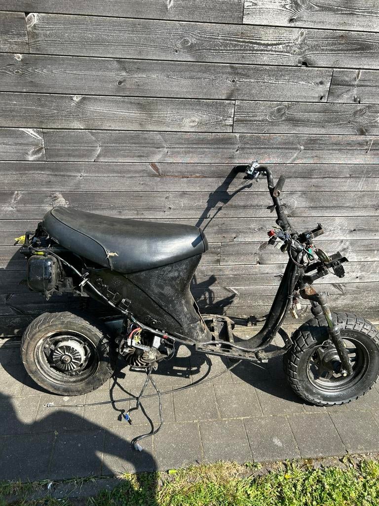 Tgb scooter voor onderdelen, Fietsen en Brommers, Minibikes, Midibikes en Pitbikes, Ophalen, Gebruikt, 50 cc, Overige typen
