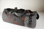 Originele Nikon Premium DSLR reistas - 100 years anniversary, Ophalen of Verzenden, Nieuw, Schoudertas, Lowepro