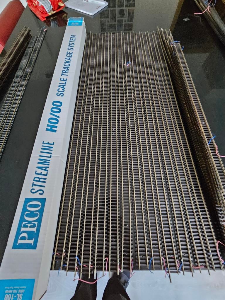 Grand lot de rails flexibles Peco SL-100 DC, Enlèvement, Rails